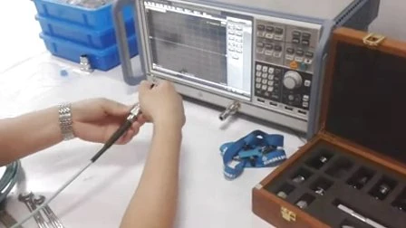 Socle d'antenne femelle SMA à angle droit pour connecteur coaxial RF à montage sur circuit imprimé